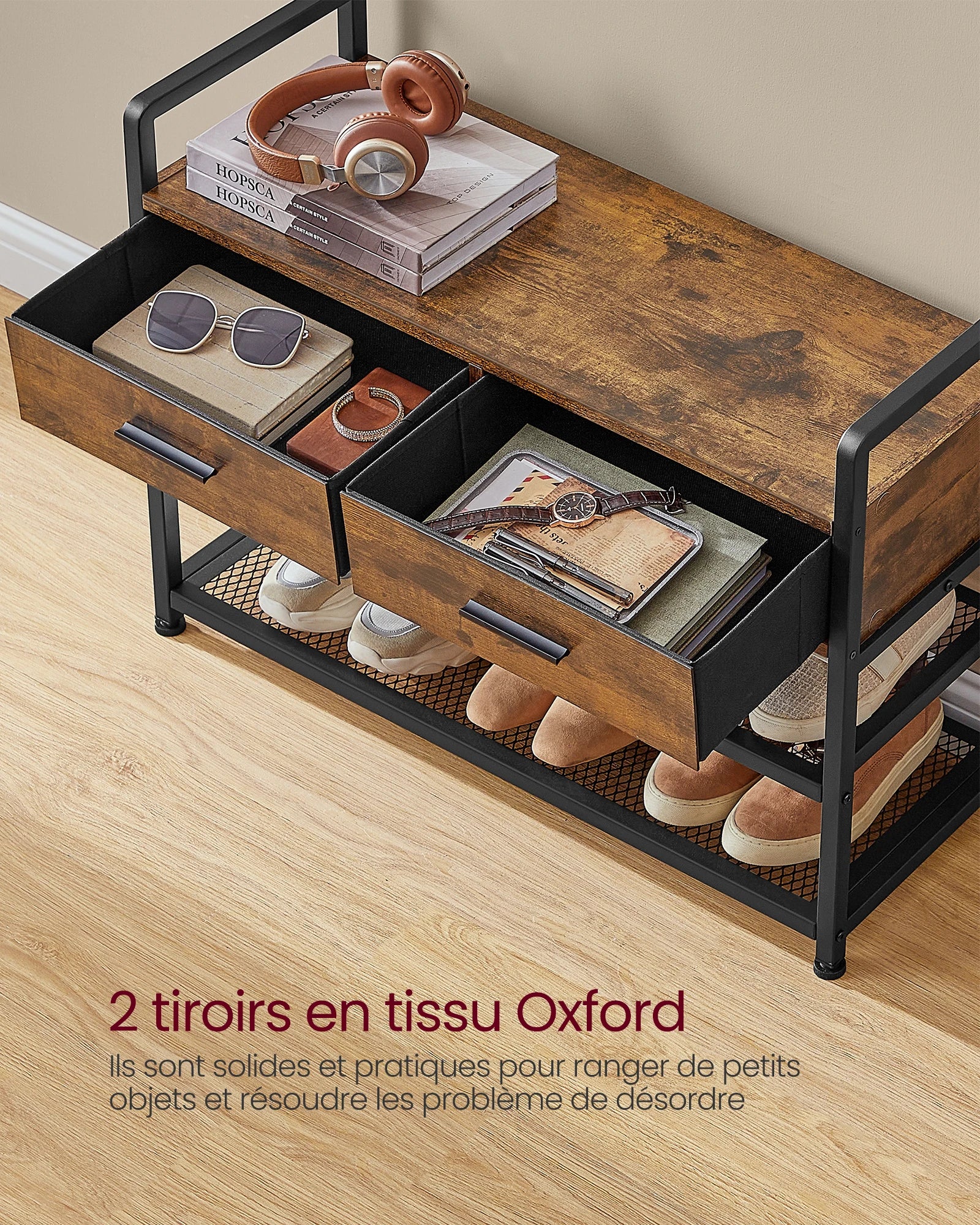 2 tiroir ouvert de l'étagère à chaussure avec objets rangé à l'intérieur