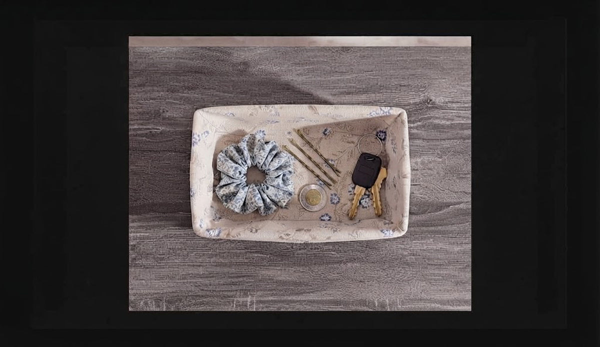 Panier de rangement avec clés et chouchous 